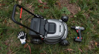 Rear-Wheel vs Front-Wheel Drive Self-Propelled Mowers on Uneven Ground